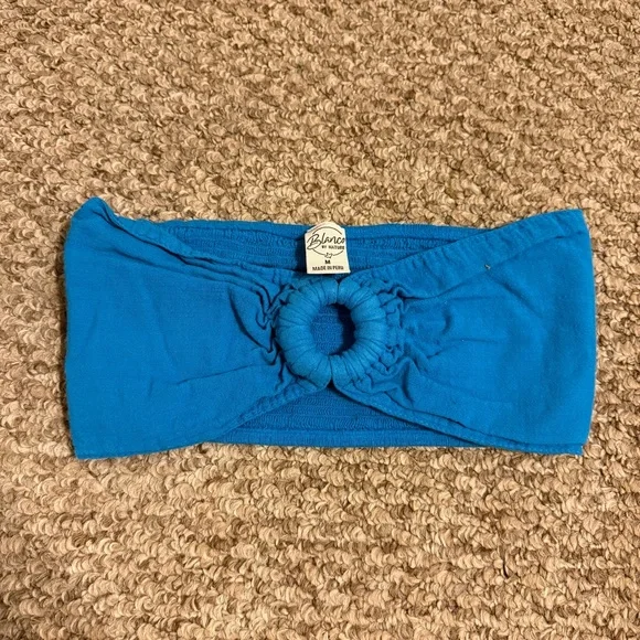 Blanco By Nature Women’s Size Medium Vibrant Blue Ruched Back Bandeau Crop Top - Picture 2 of 6